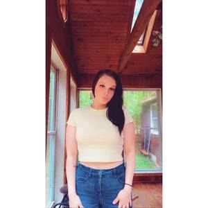 Meet your Posher, Raeanna